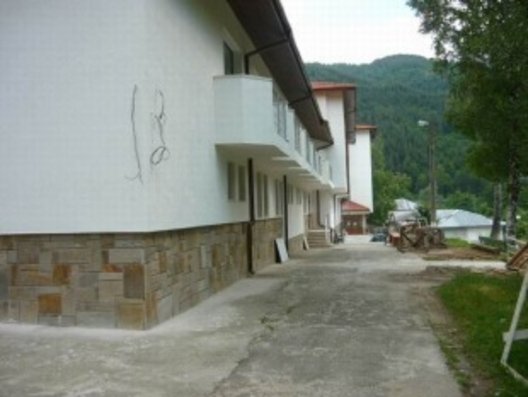 Още 14 са с положителни COVID-проби в смолянския социален дом