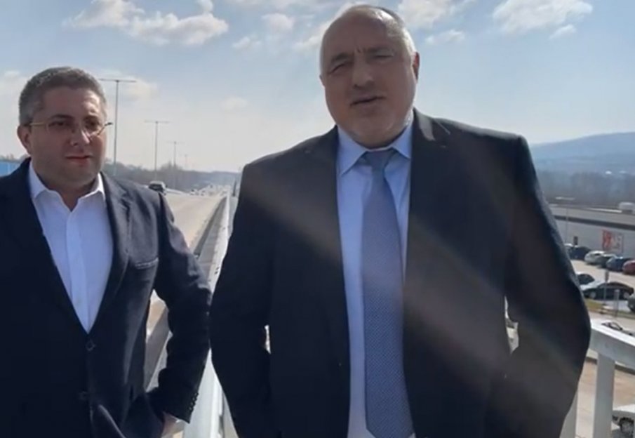 ПЪРВО В ПИК TV! Премиерът Борисов показа ремонта на Околовръстното: Направихме нов град, задръстванията са историята (ОБНОВЕНА)