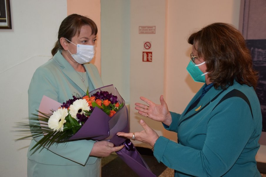 Социалният министър Деница Сачева с висока оценка на свършеното в Ловеч (СНИМКИ)