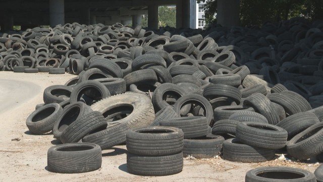 Отварят площадките за събиране на стари гуми в София