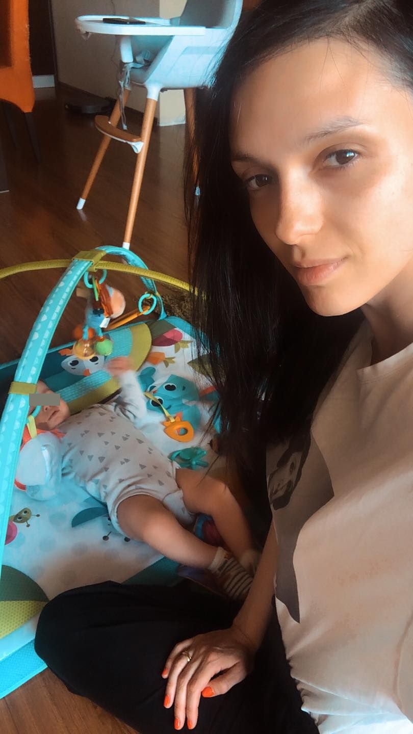 Луиза Григорова и бебето й с COVID-19