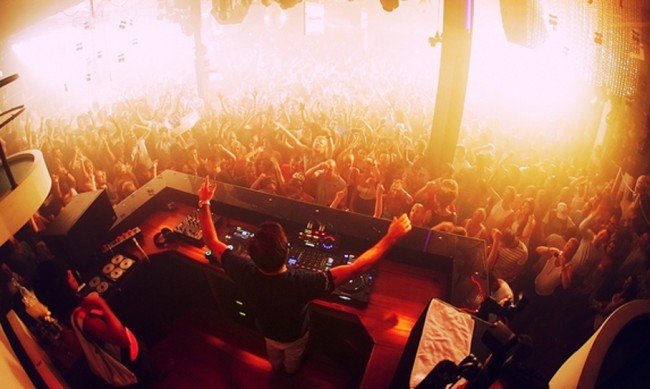 Спипаха незаконно парти в Турция