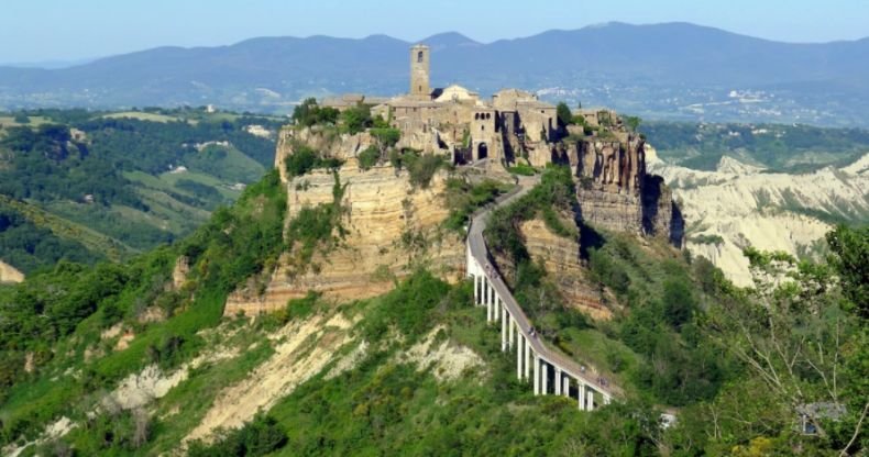 Умиращ град в Италия иска признание от ЮНЕСКО