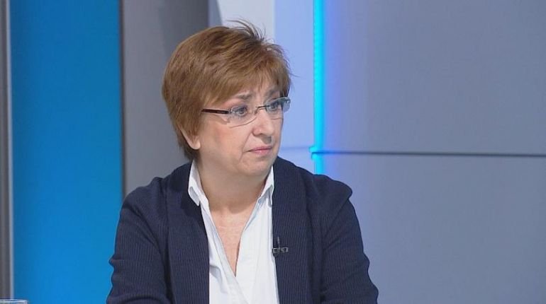 Конституционалистът Екатерина Михайлова: Страната не може и за секунда да остане без правителство