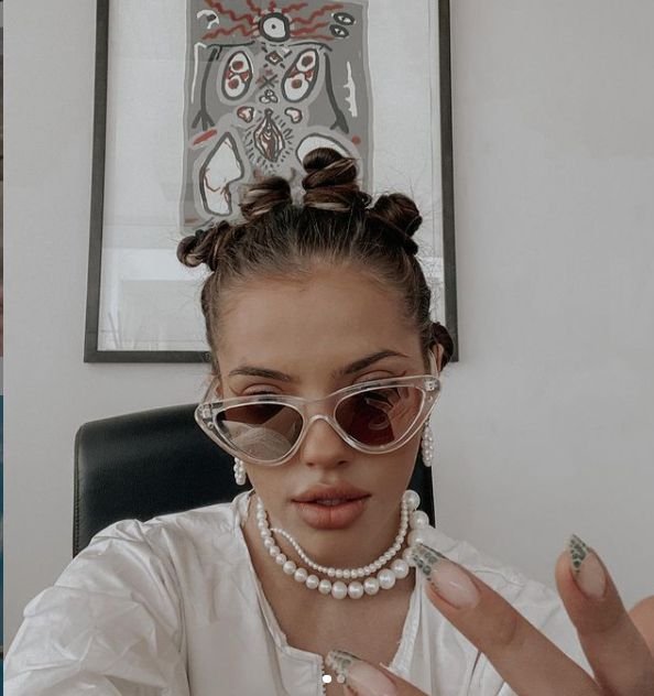 Дара се кефи на яко изкуство