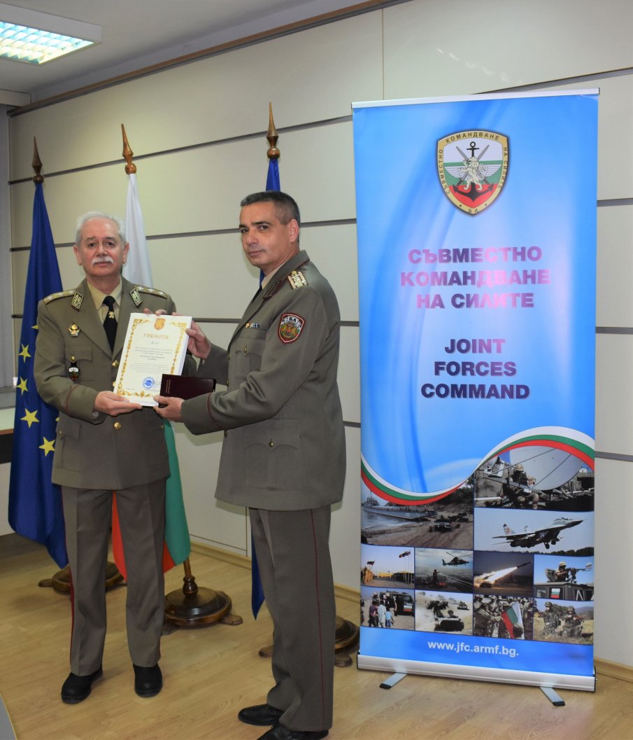 Високо отличие за националния командир на 41-ия военен контингент в Афганистан