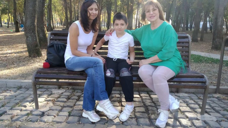 Мими Иванова хвана винтоверта заради незряща майка и сина й