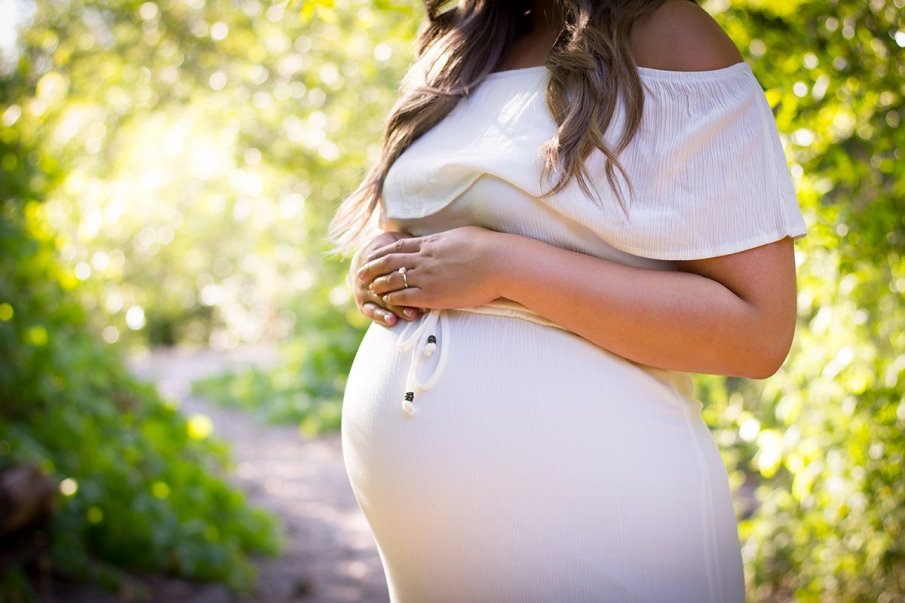 Какви рискове крие бременността с близнаци и тризнаци?