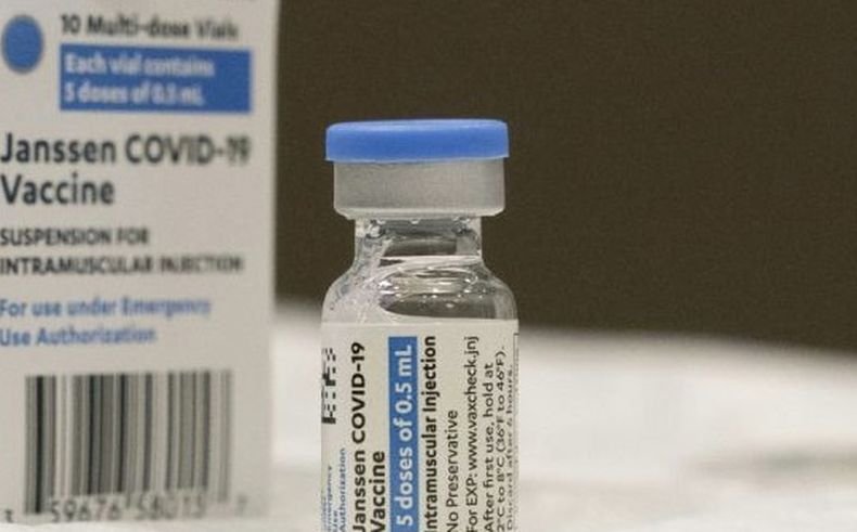 САЩ временно прекратява ваксинацията с Янсен заради тромбози