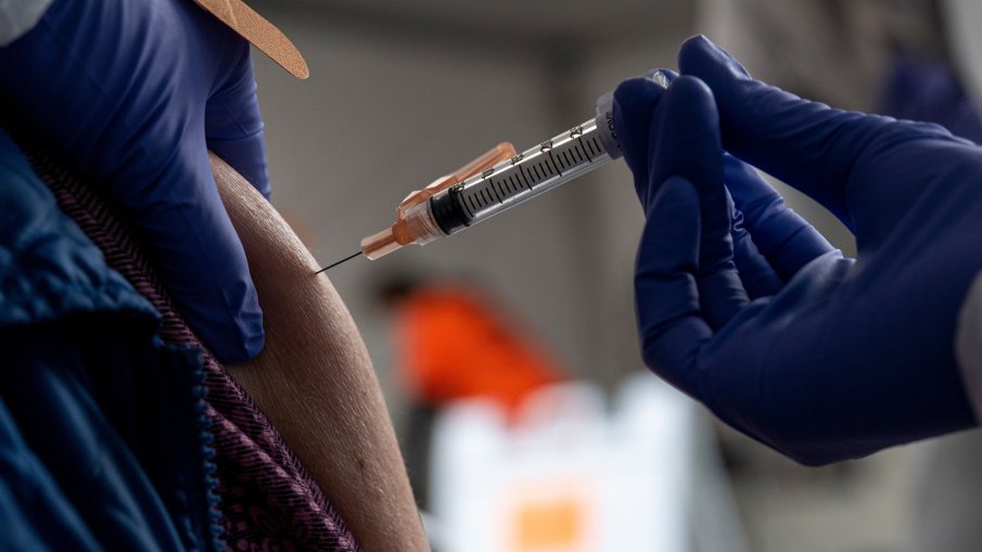 Китай създаде РНК-ваксина срещу коронавируса