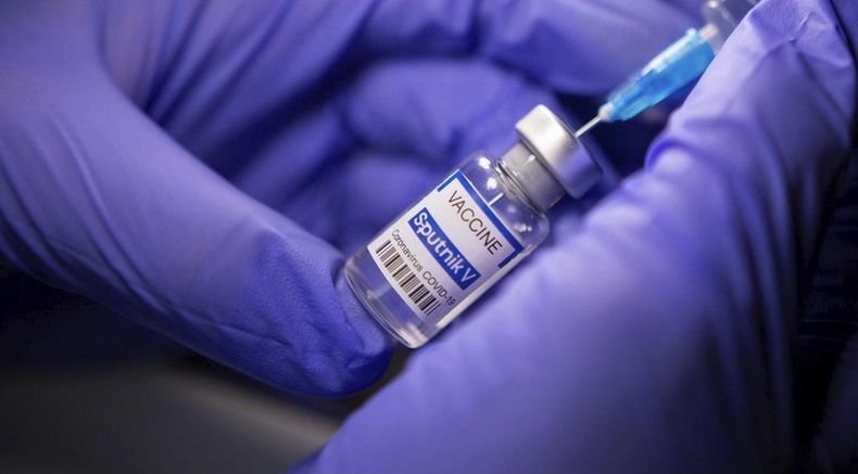 Индия си поръча 300 млн. дози от ваксина в експериментален етап