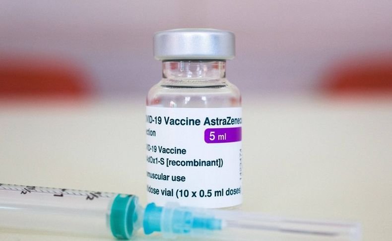 В Ирландия спряха ваксинирането на лица под 60 години с препарата на „АстраЗенека”
