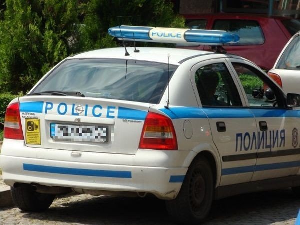 Мъж на 25 години скочи от терасата си в Пловдив