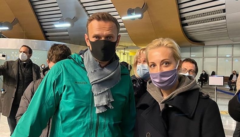 Съпругата на Навални е обезпокоена за него след посещение в затвора