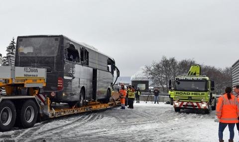 Автобус с руски туристи катастрофира в Турция, един човек е загинал