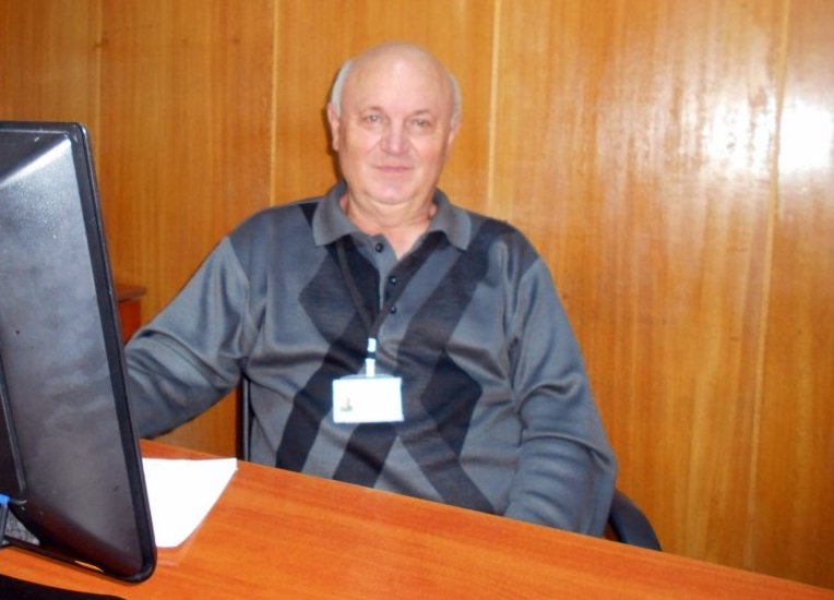 След усложнения от коронавирус почина секретарят на общината в Брезник