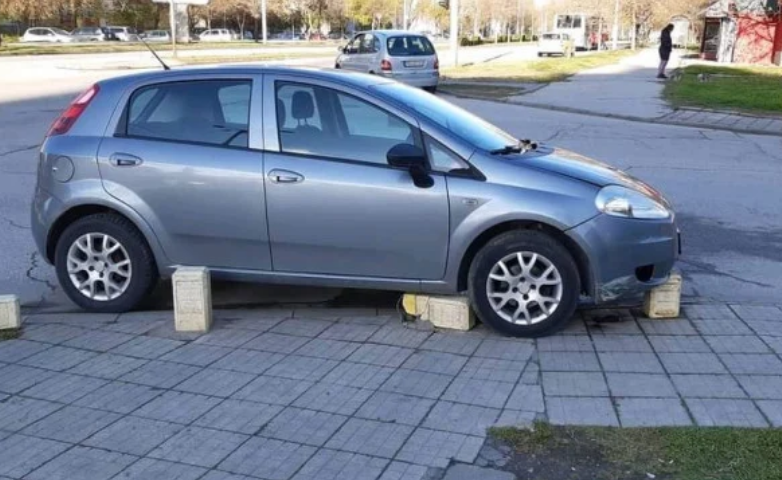 КУРИОЗ: Лепнаха глоба на катастрофирала кола в Пловдив (СНИМКИ)