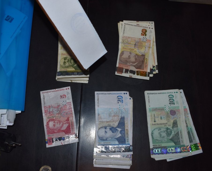 Прокуратурата в Пловдив закопча нелегален лихвар