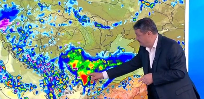 Проф. Георги Рачев: Циклонът Тошко Африкански носи дъжд и студ! Задава се слънчева Цветница, за 1 май ще има гръмотевици и валежи