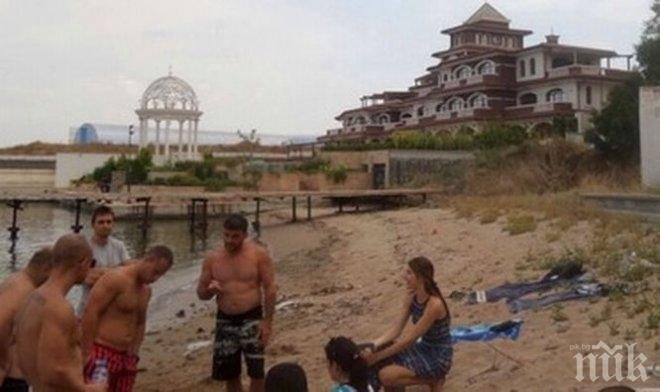 Пясъкът пред Сарая в Росенец вече официално е плаж