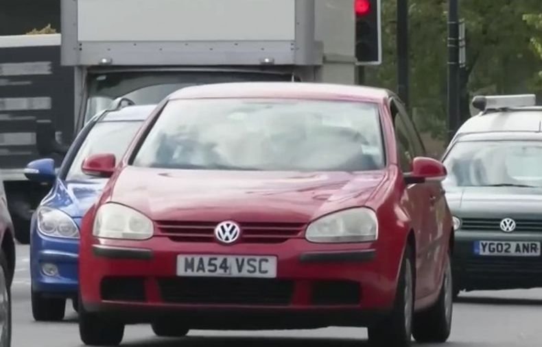 Италия иска отсрочка на забраната за двигатели с вътрешно горене, България подкрепя