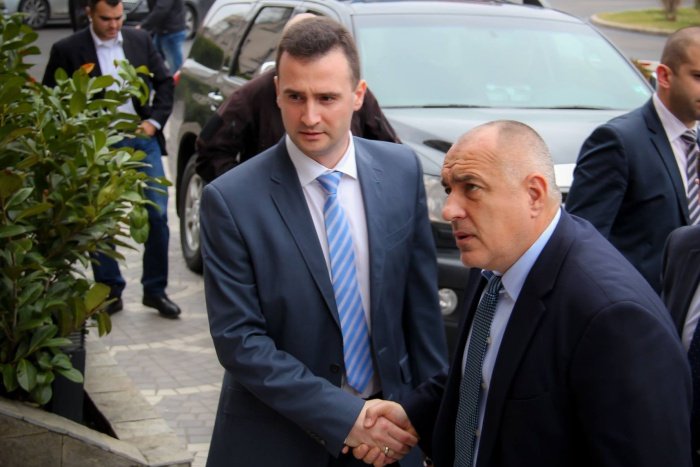 Номинираният за икономически министър Жечо Станков отговори ще отиде ли Бойко Борисов в парламента