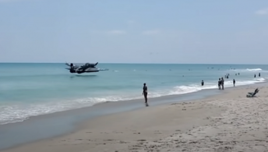 ИНЦИДЕНТ: Самолет кацна аварийно на плаж във Флорида