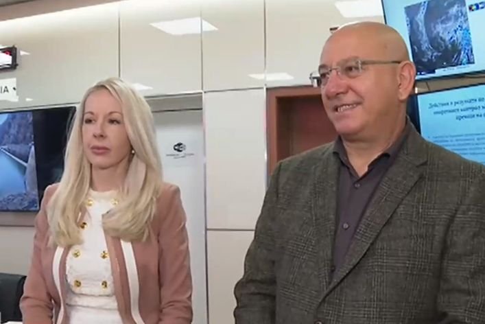 Министър Димитров с последна информация: Пет язовира преливат контролирано