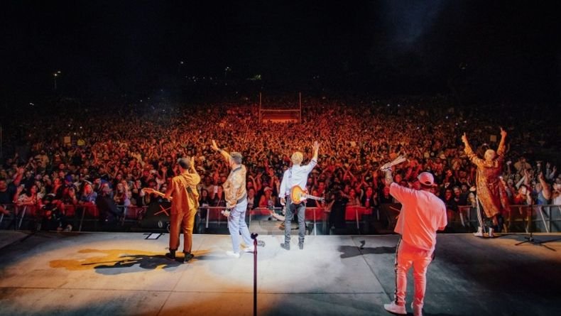 Над 50 000 присъстваха на концерт в Нова Зеландия без маски и социална дистанция