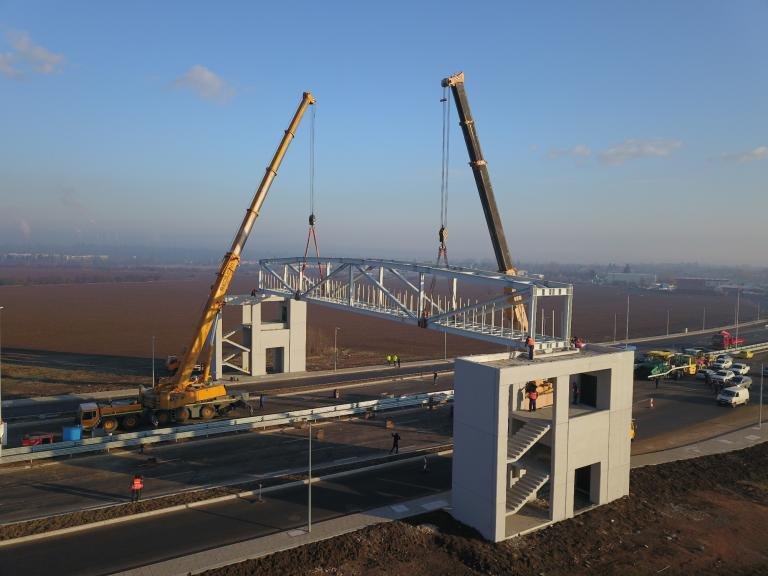 ВАЖНО ЗА СТОЛИЧАНИ: Затварят Южната дъга на Околовръстното, монтират пасарелка