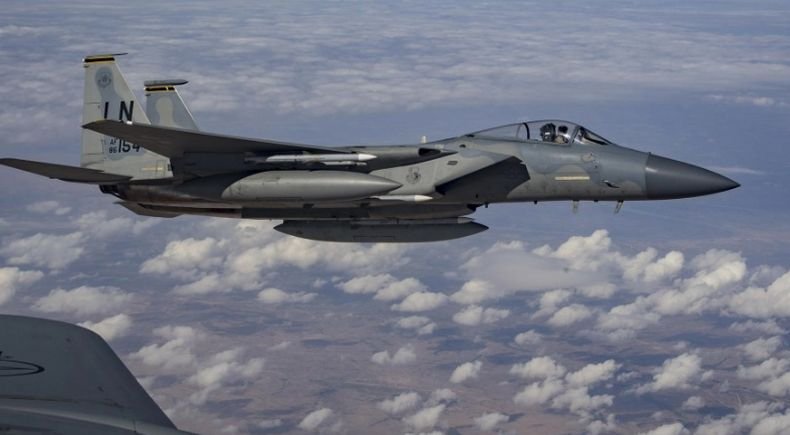 В САЩ обмисляли използването на изтребители за поддържане на реда в началото на въвеждането на карантинните мерки