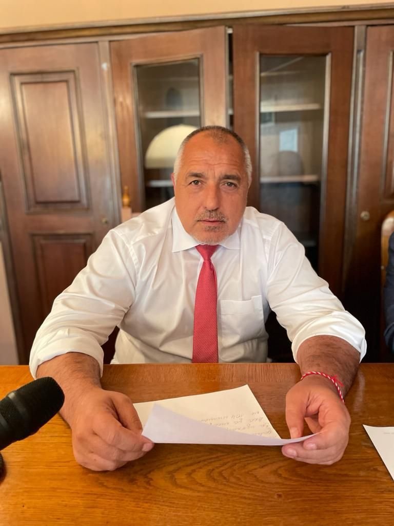 ИЗВЪНРЕДНО В ПИК TV! Премиерът Борисов: Осигурихме България да получи близо 5,5 милиона дози ваксини до края на юни (ВИДЕО)