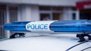 Камион заседна под мост в София