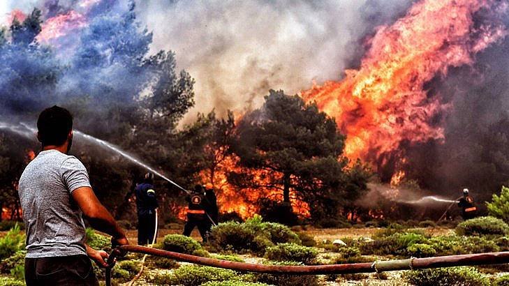 Обявиха пожароопасен сезон за територията на България