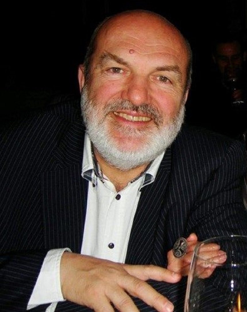 СКРЪБНА ВЕСТ: Почина известен архитект, възстановил четирите лъва на моста на Колю Фичето в Севлиево