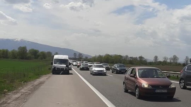 АПИ с предупреждение за пътуващите по автомагистрала „Хемус“