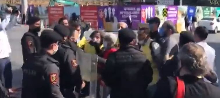 Първомайски демонстрации в Истанбул завършиха със сблъсъци, арести и ранени (ВИДЕО)