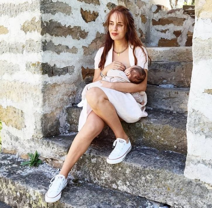 Астроложка предсказала на Радина Кърджилова какви деца ще роди