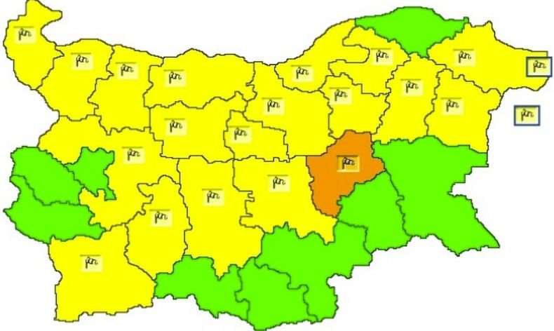Оранжев код за силен вятър е обявен за област Сливен, жълт е кодът в 18 области на страната