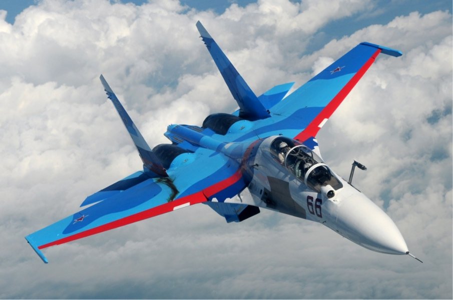 Руски изтребител прихвана три френски военни самолета над Черно море