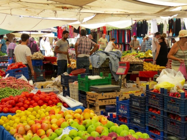 Срив в Турция: Фермери изхвърлят тонове зеленчуци