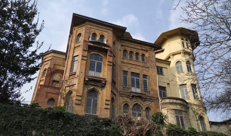 Дворецът „Булгур“ става културен център в Истанбул