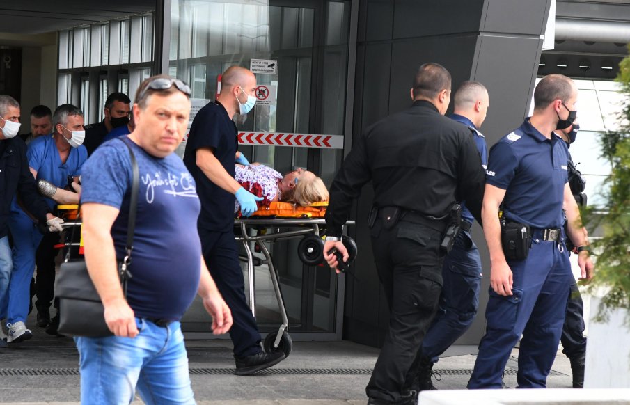 ГОРЕЩИ ПОДРОБНОСТИ: Стрелецът от метрото бил охранител, пистолетът е законен Макаров