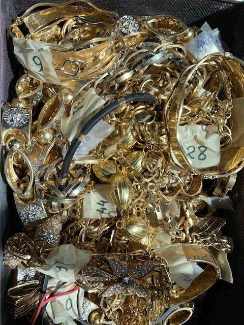 ПЪРВО В ПИК: КПКОНПИ отнема имущество за над 5 милиона лева (СНИМКИ)