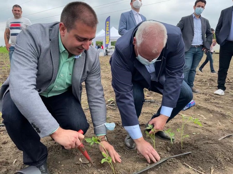 Зам.-министър Неделков: Основна цел на Министерство на земеделието е подкрепата на българските производители (СНИМКИ)