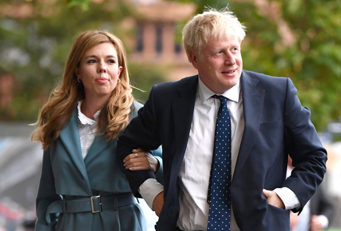 Появи се първа СНИМКА от тайната сватба на Борис Джонсън