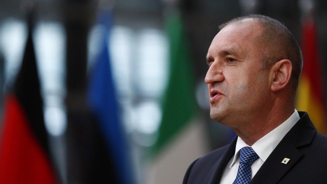 Румен Радев чака проверка за случая Чешнегирово