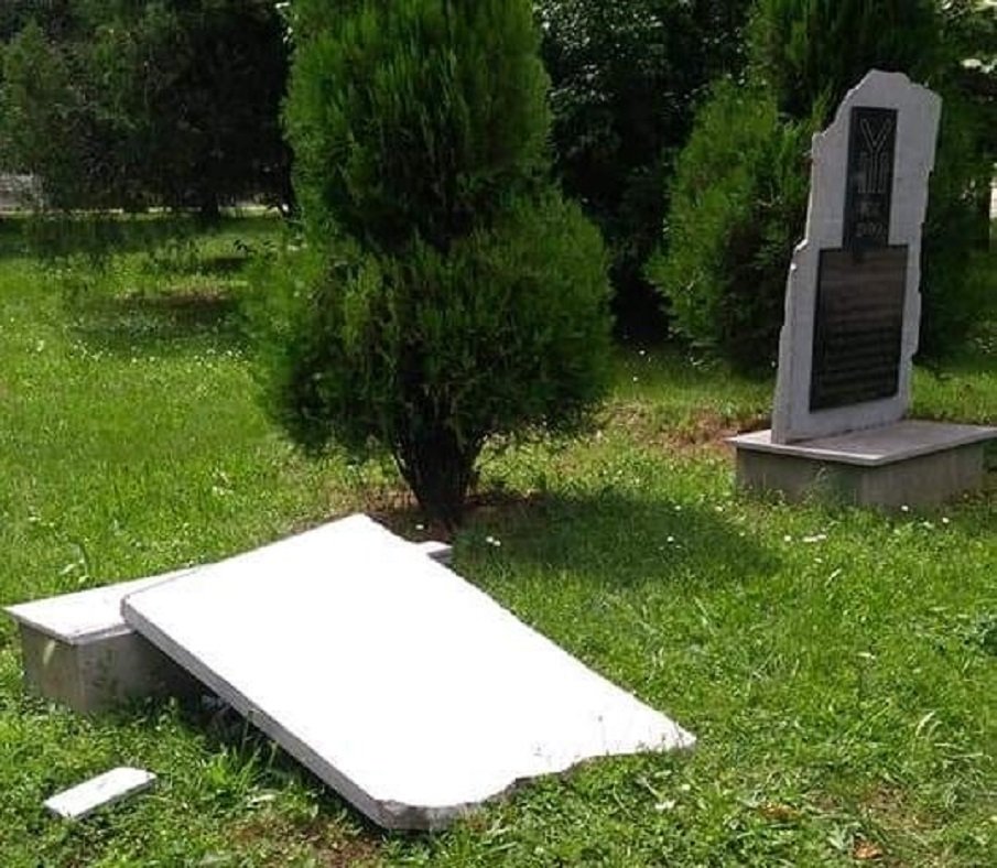 Закопчаха македонеца, срутил паметник на Хан Аспарух