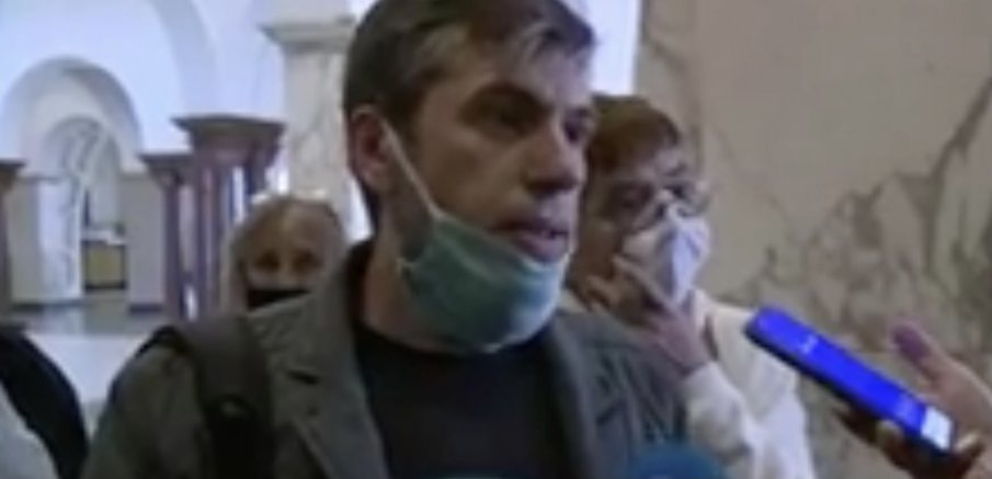 СКАНДАЛ В ПИК: Метежниците на Радев нахлуха в Съдебната палата, окупират кабинета на главния прокурор (СНИМКИ)