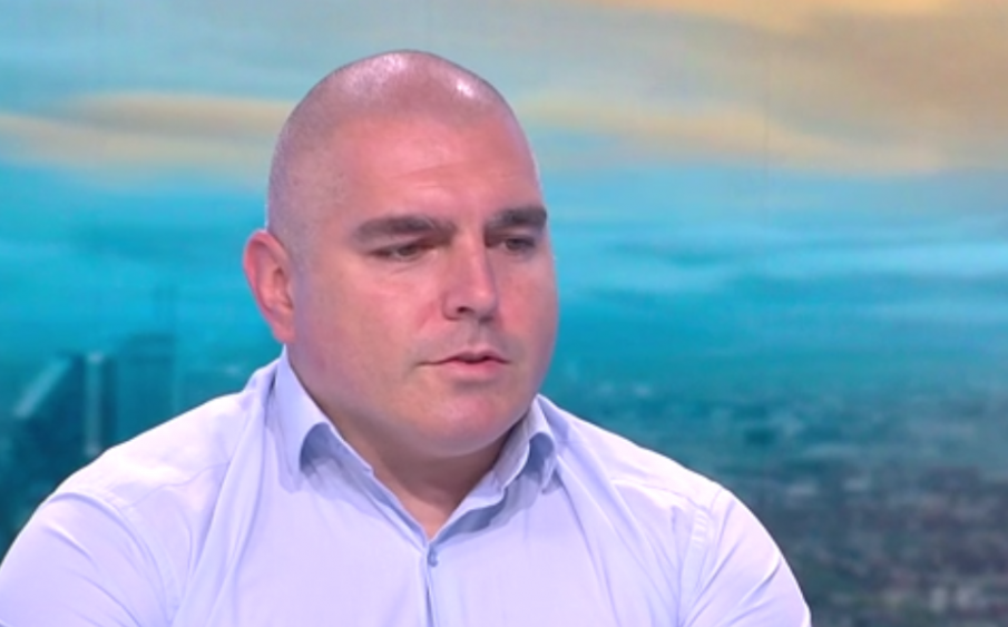 Топ криминалист: Има проблем с регистрацията на оръжията, стрелецът от Сухата река е с видими психични отклонения